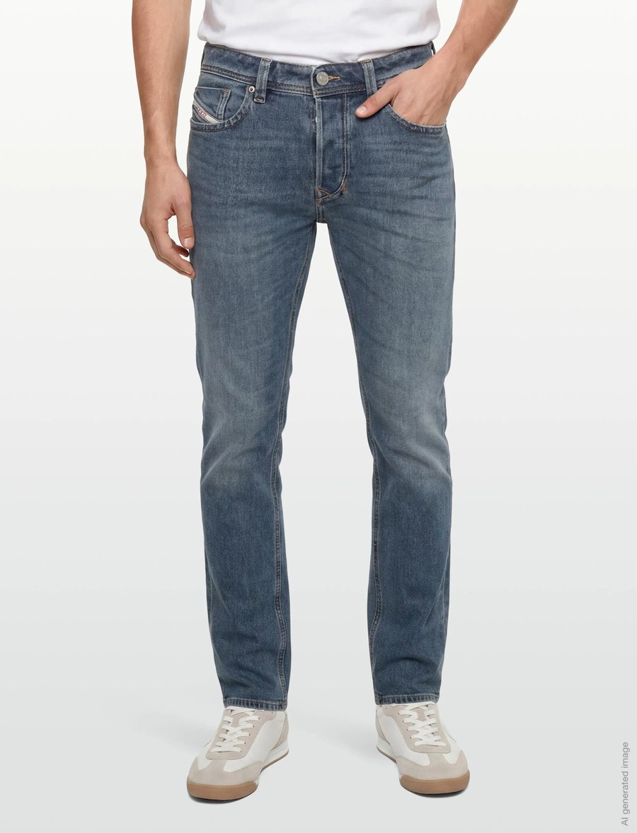 Diesel - “1985 LARKEE” jeans - regular jeans - blue - 3