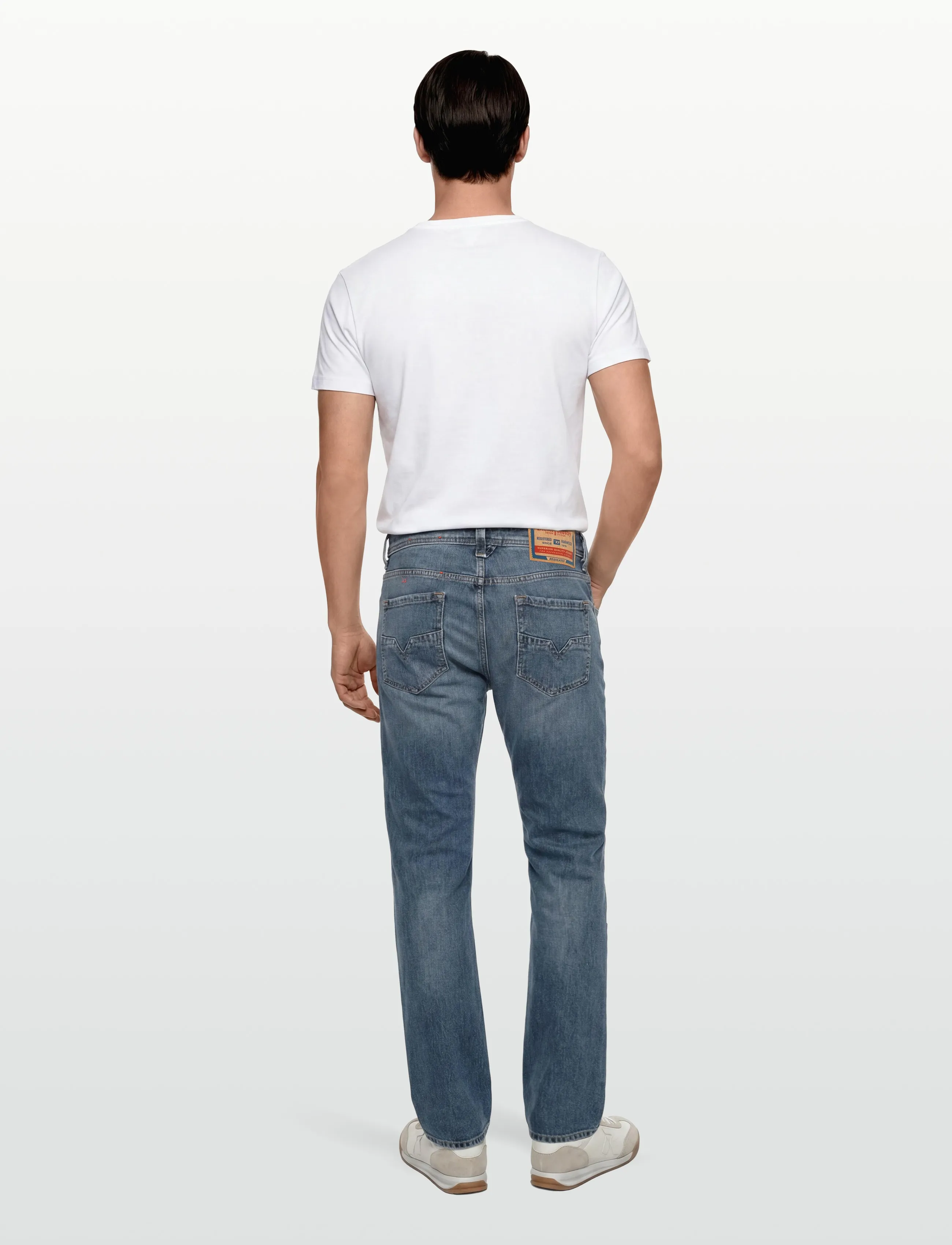 Diesel - “1985 LARKEE” jeans - blue - 4