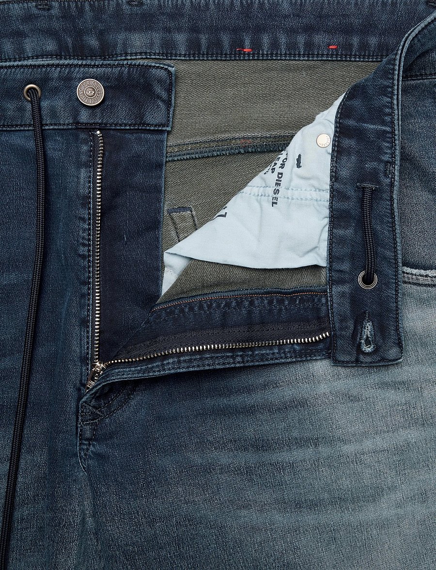 Diesel - Tapered 2030 D-Krooley Joggjeans - tapered jeans - blue - 3