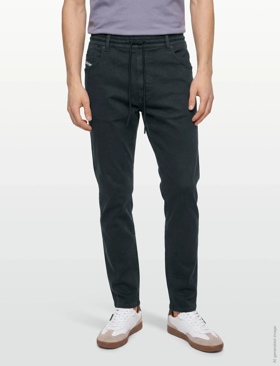 Diesel - D-KROOLEY Jogg Tapered Mid-Rise Sweat Jeans - schmal zulaufende jeans - black - 2