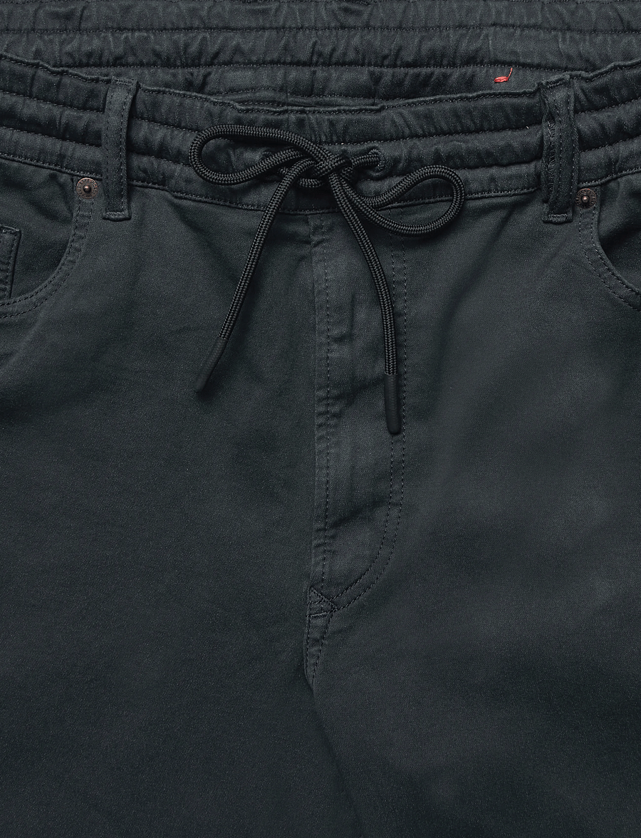 Diesel - D-KROOLEY Jogg Tapered Mid-Rise Sweat Jeans - tapered jeans - black - 2