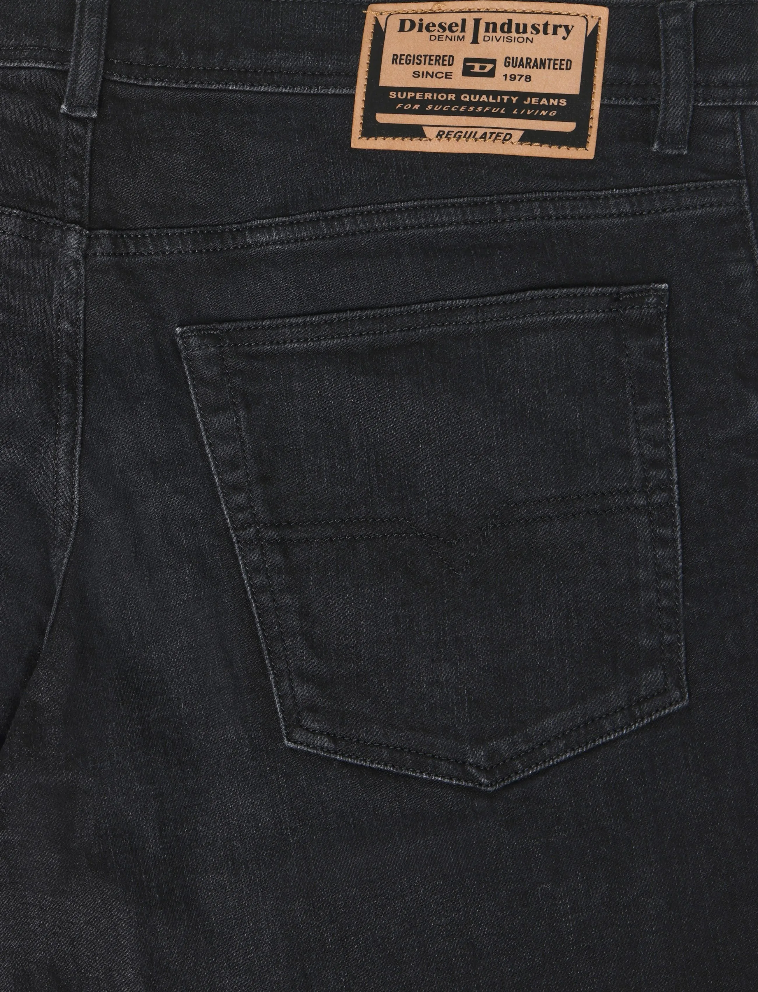 Diesel - Black Bootcut Jeans - tavalised teksad - black - 4