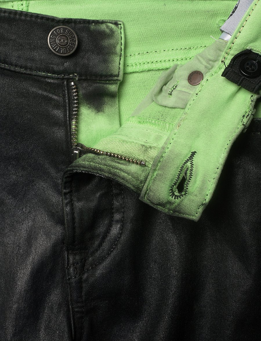 Diesel - MHARKY-J JJJ TROUSERS - bukser - bright green - 3