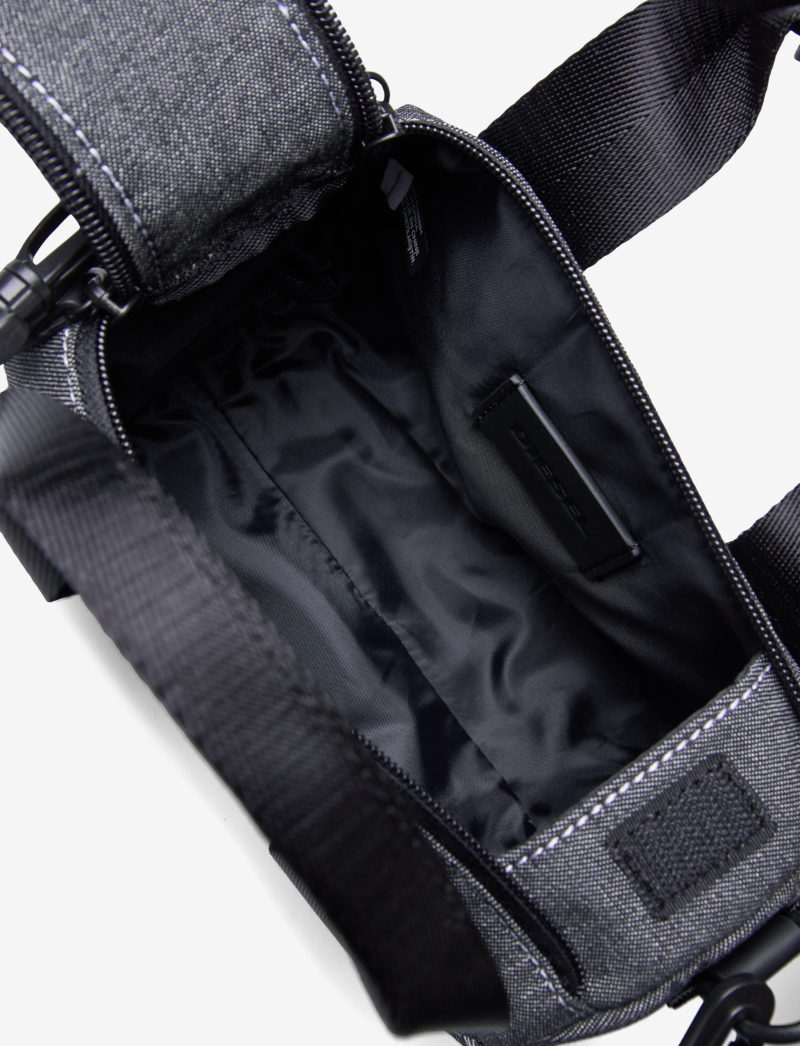 Diesel - MINI DUFFLE handbag - sportstasker - black denim - 3