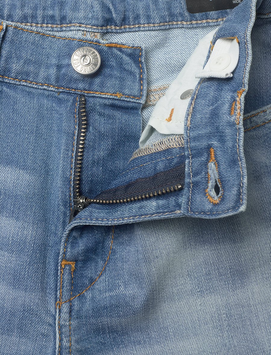Diesel - WIDEE-J-SP1 TROUSERS - loose jeans - denim - 3