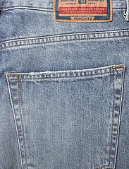 Diesel - 1996 D-SIRE L.32 TROUSERS - džinsa bikses ar platām starām - denim - 4