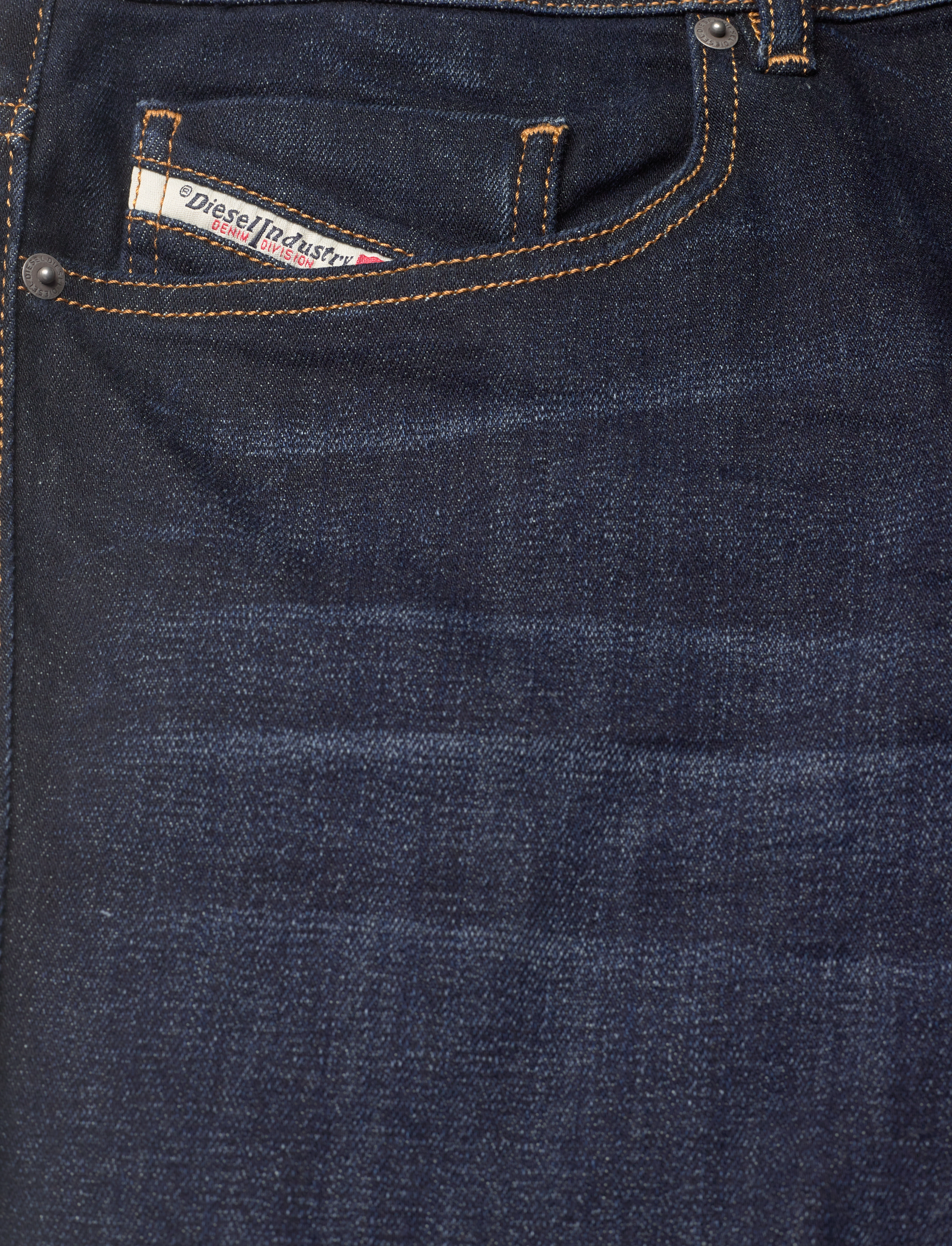 Diesel - 2023 D-FINITIVE L.32 TROUSERS - denim - 2