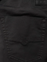 Diesel - KROOLEY-E-NE Sweat jeans - tapered jeans - black - 4