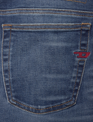 Diesel - 1983 L.34 TROUSERS - skinny jeans - denim - 4