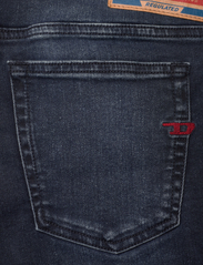 Diesel - 1979 SLEENKER L.32 TROUSERS - skinny jeans - denim - 4