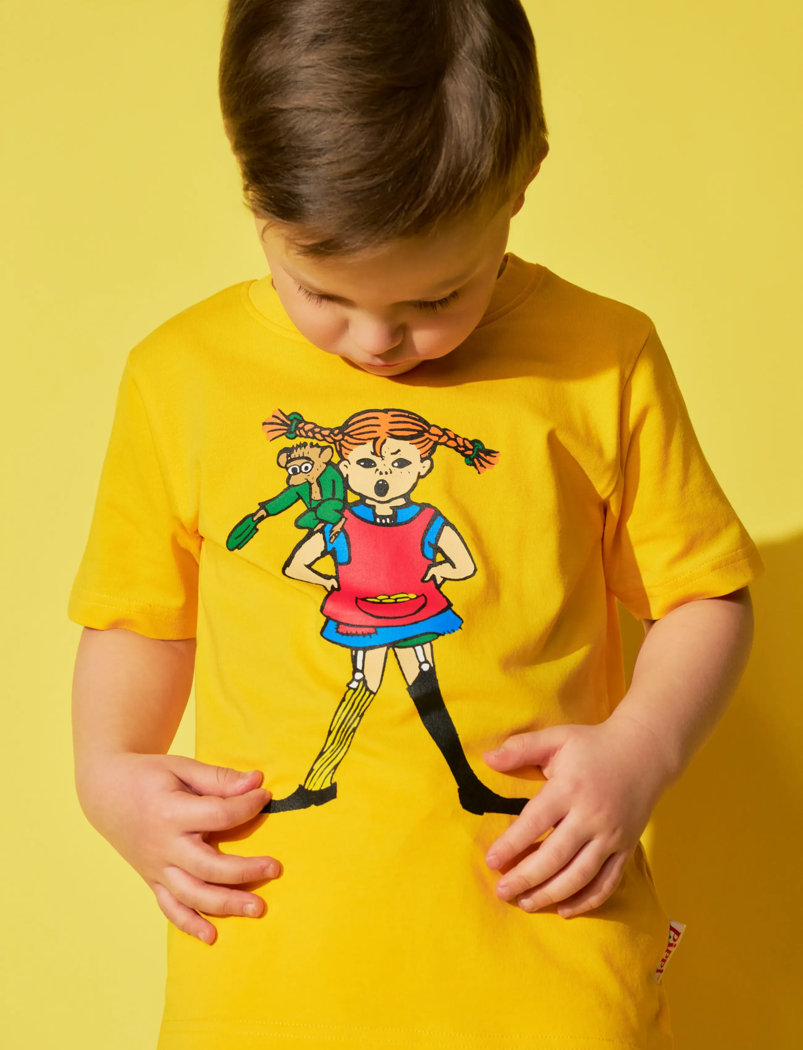 Pippi Langstrumpf PIPPI OCH NILSSON T-SHIRT - Oberteile & T-Shirts - YELLOW / yellow
