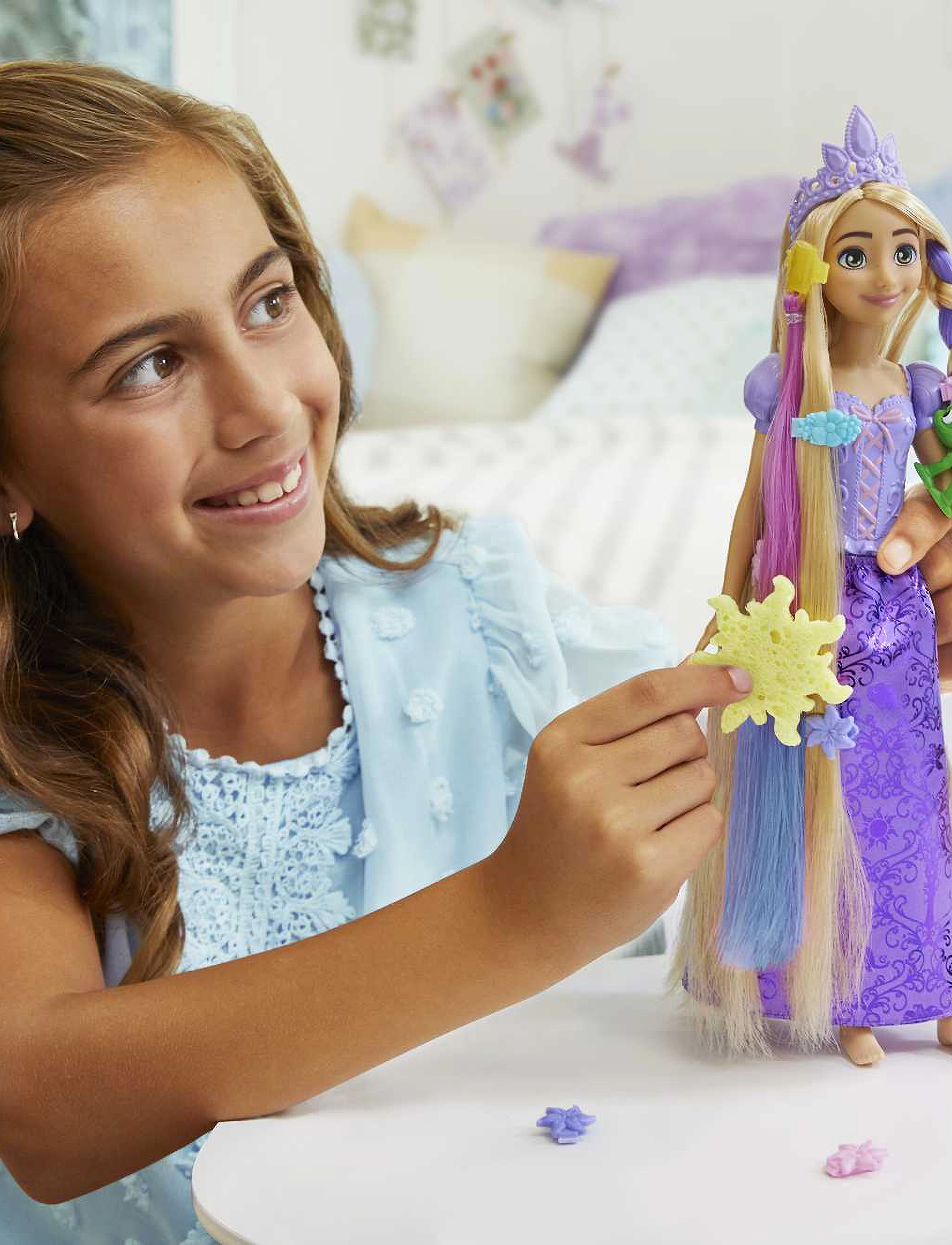 Disney Princess - Disney Princess Fairy-Tale Hair Rapunzel Doll and 10+ Hairstyling Accessories, Plus Color Change - multi color - 4