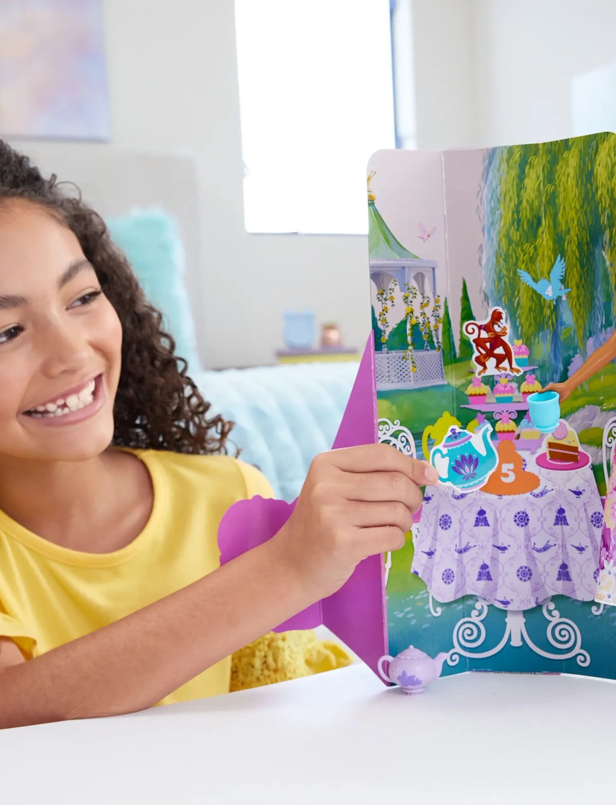 Disney Princess Spin & Reveal Jasmine Fashion Doll Accessories With 11 Surprises, One Size, Dolls Accessories, Mehrfarbig/gemustert - Dolls, Kinder