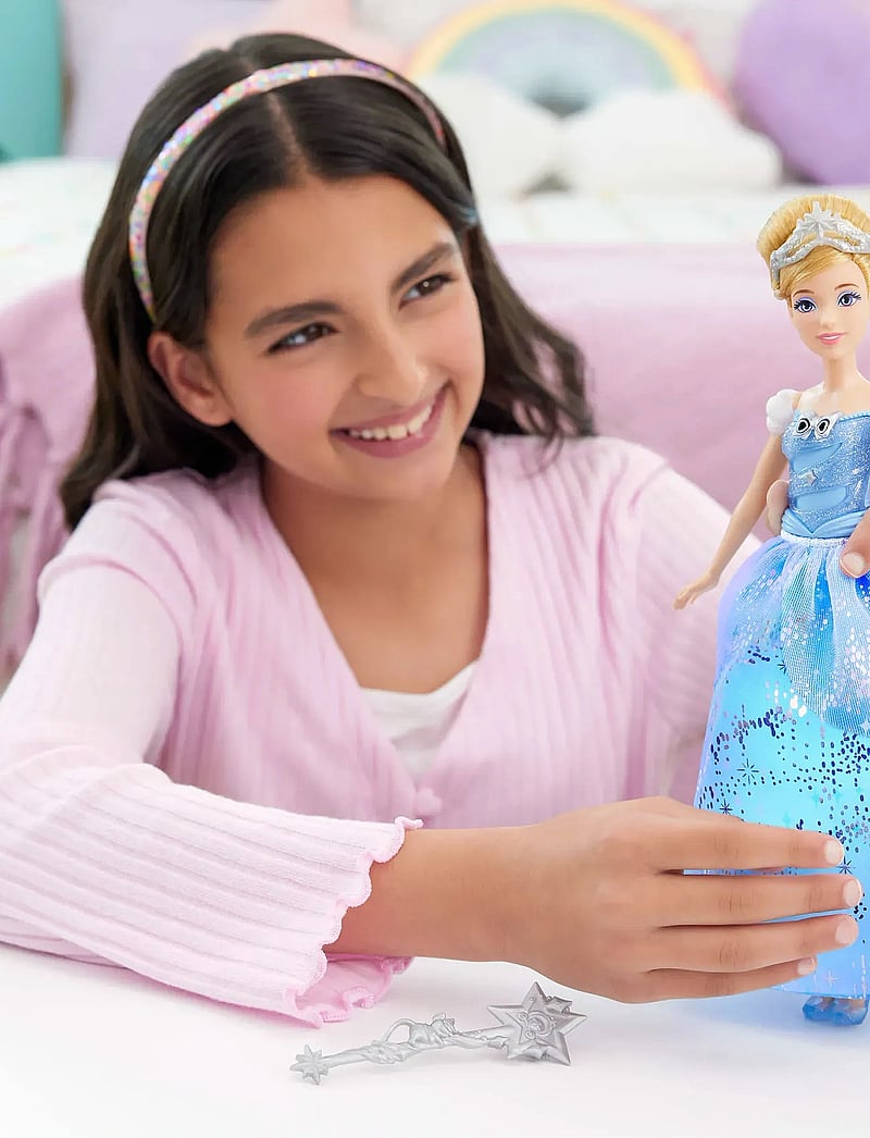 Disney Princess - Disney Princess Enchanted Ballgown Cinderella Fashion Doll with Lights & Sounds, Inspired by Movie - puppen - multi color - 0