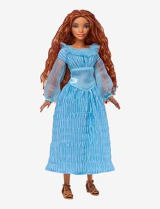 Disney The Little Mermaid Ariel on Land Fashion Doll, Princesses