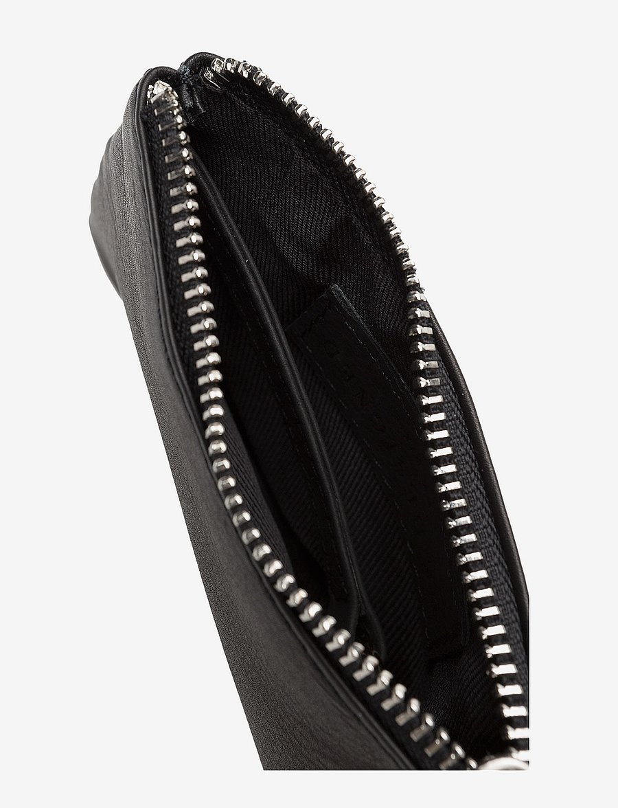RE:DESIGNED EST 2003 - Niva - clutches - soft black - 3