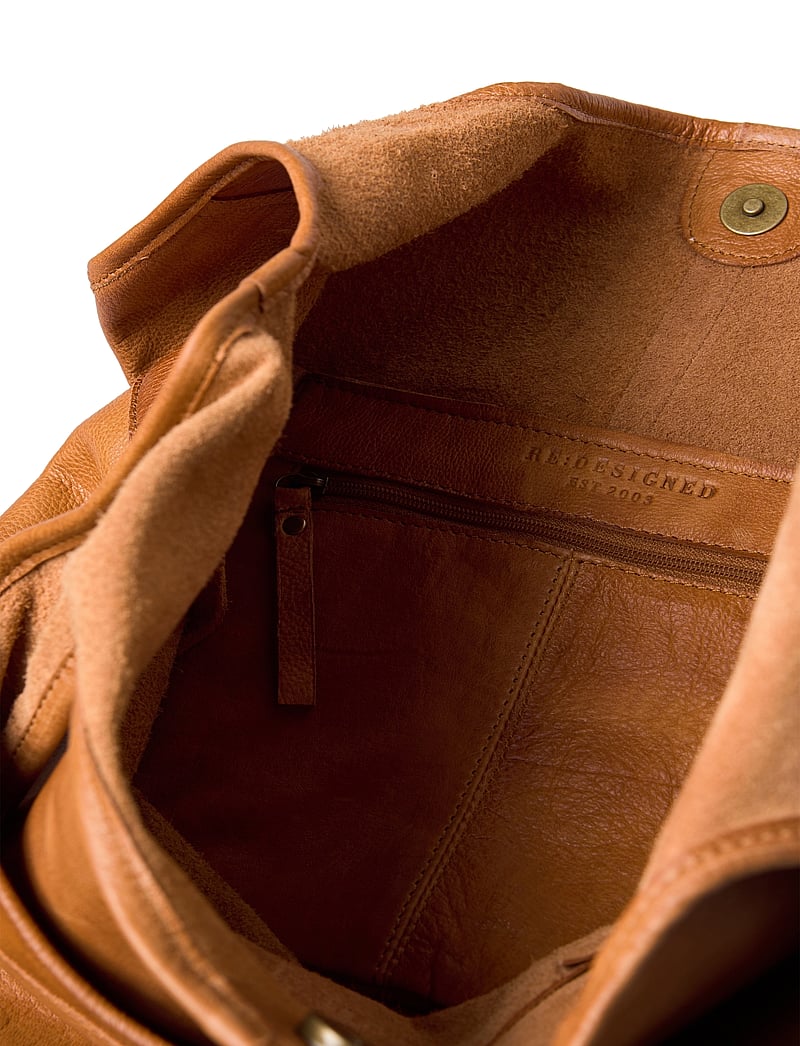 RE:DESIGNED EST 2003 - Lyra Urban - shoppers - burned tan - 4