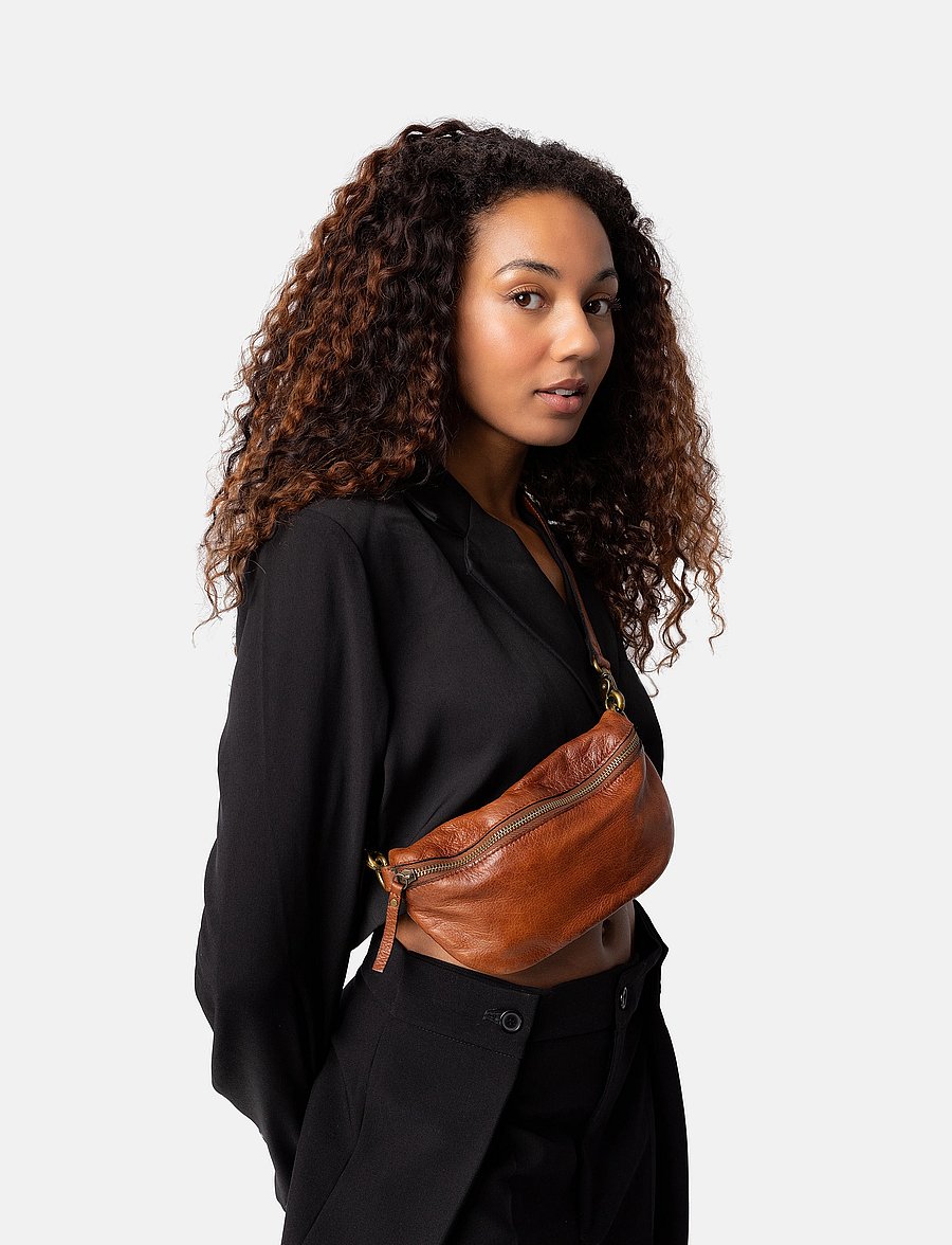 RE:DESIGNED EST 2003 - Gisela - walnut/brass - 0