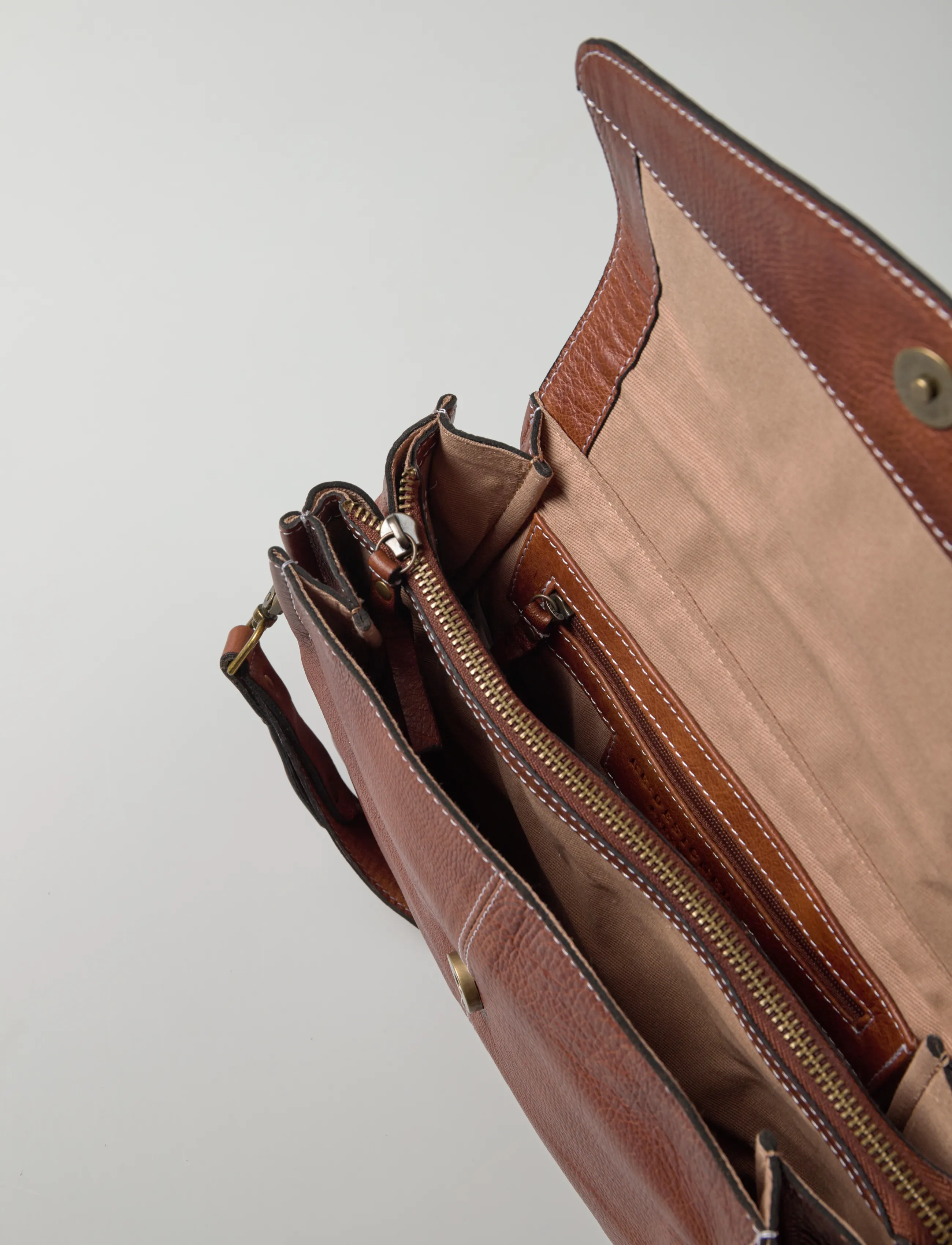 RE:DESIGNED EST 2003 - Liri Big - walnut - 3