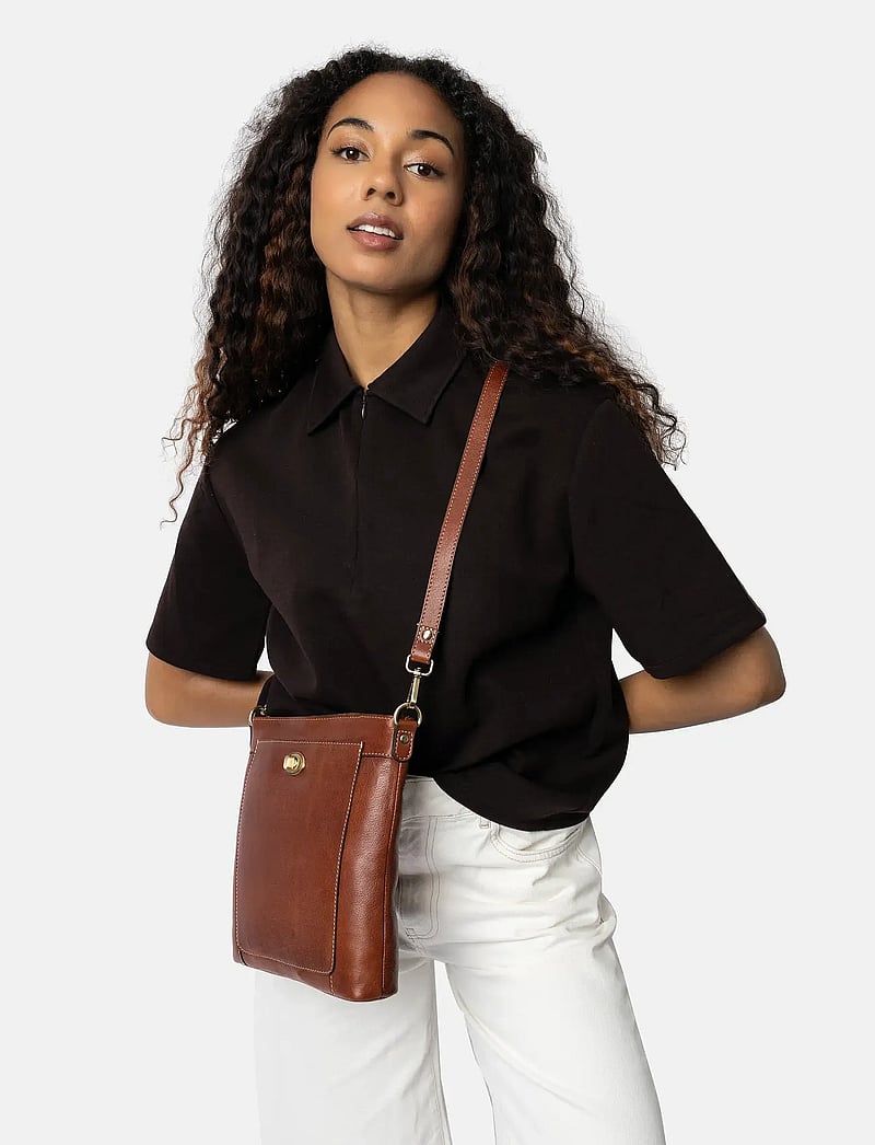 RE:DESIGNED EST 2003 - Moa Small - crossbody bags - cognac - 0