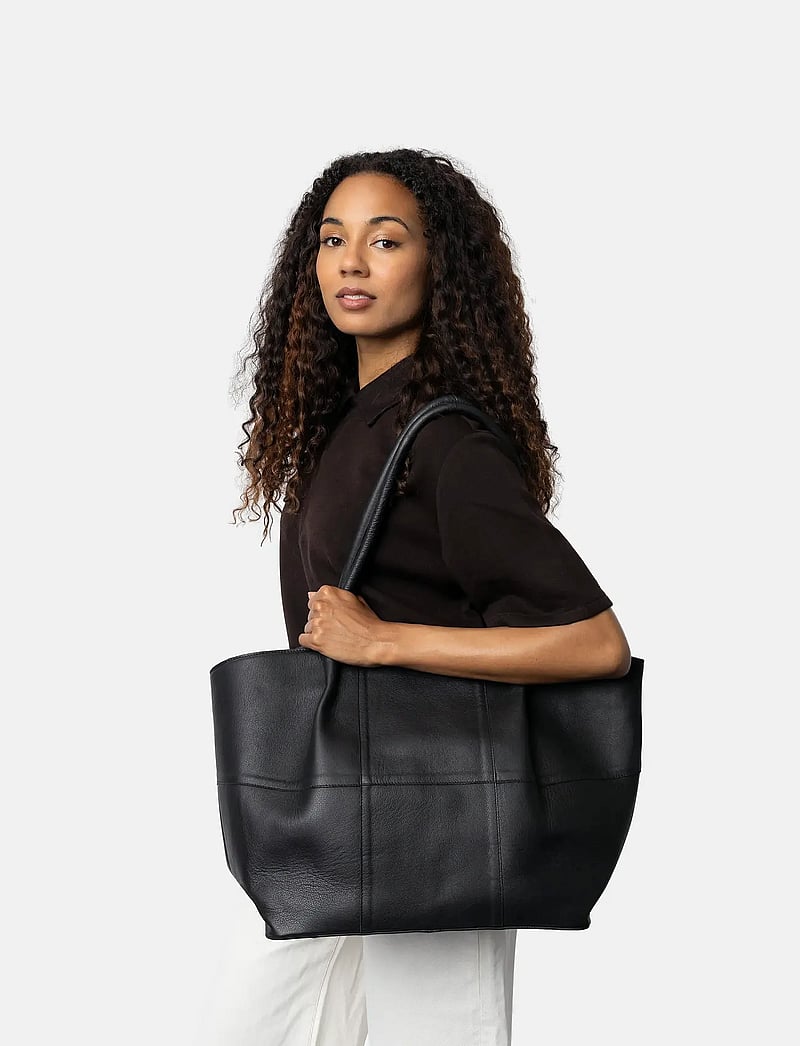 RE:DESIGNED EST 2003 - Mane Big - shoppers - black - 0