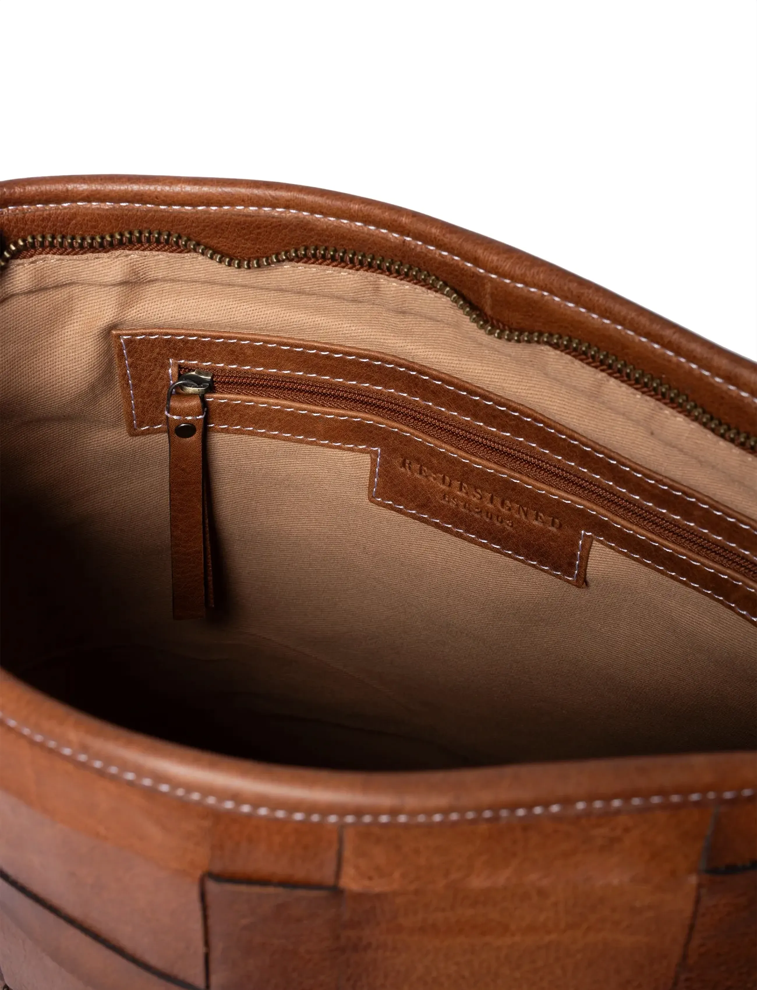 RE:DESIGNED EST 2003 - Noor Big - accessories - walnut - 5