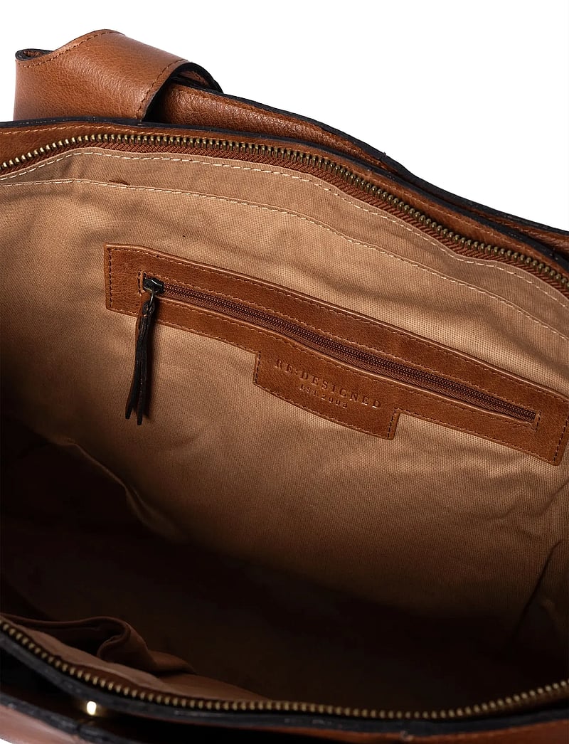 RE:DESIGNED EST 2003 - Nisa Big - everyday style - walnut - 4