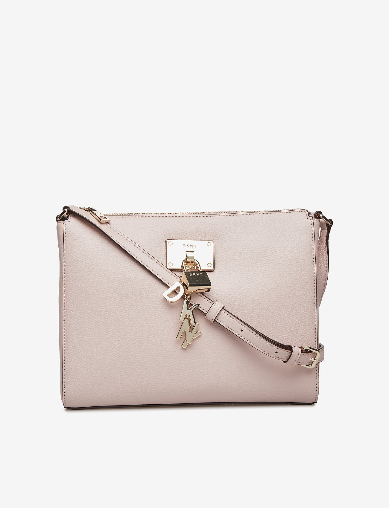 ICONIC BLUSH