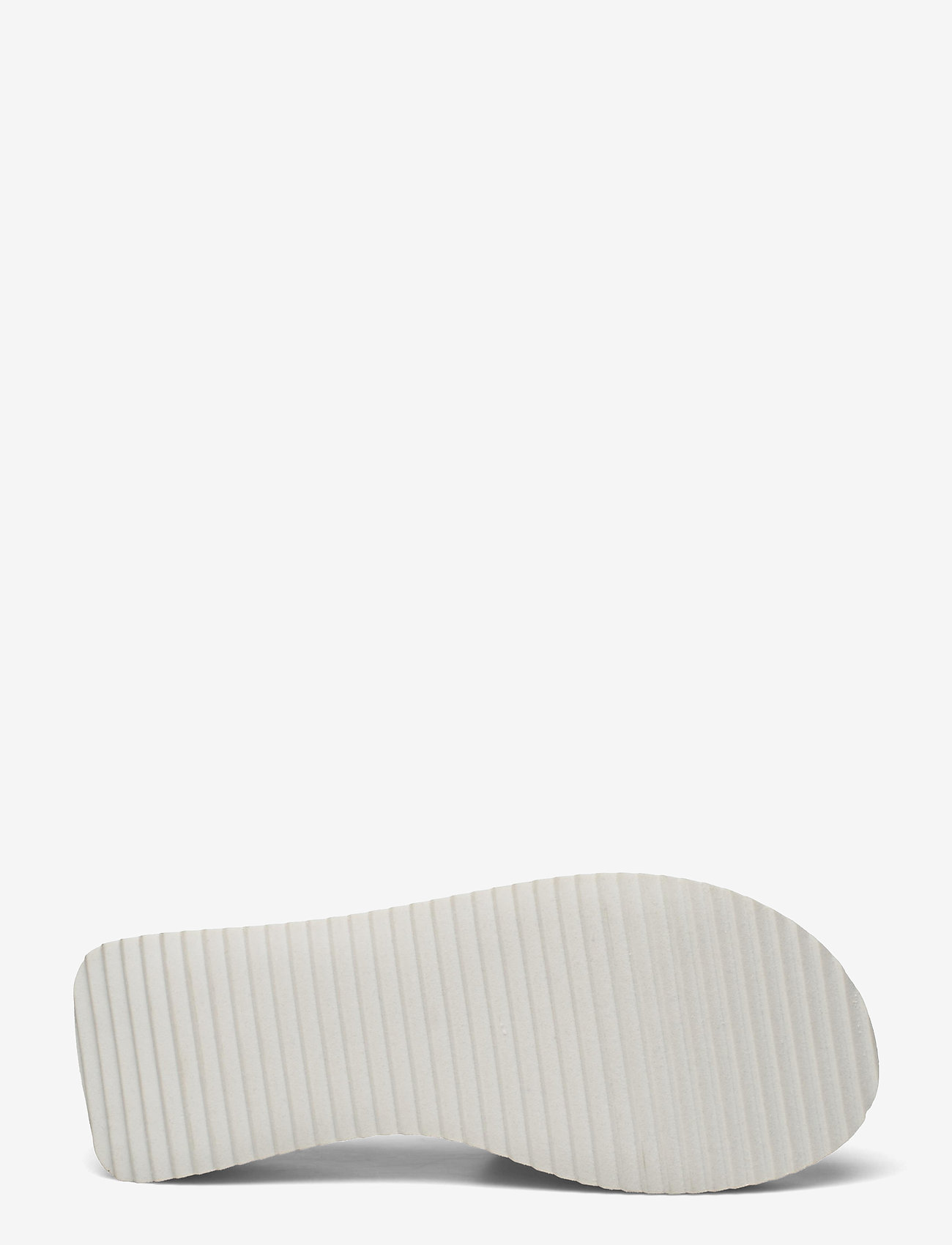 DKNY - MANDY - way - wht/shny nickel - 4