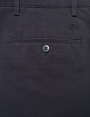 Dockers - MOTION CHINO TAPER - kostiumo kelnės - blues - 4