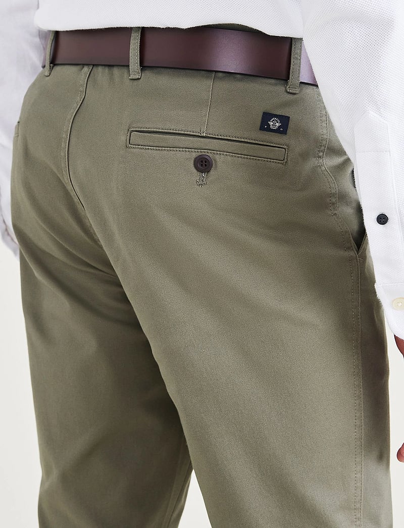 Dockers - T2 ORIG CHINO - chinos - greens - 5