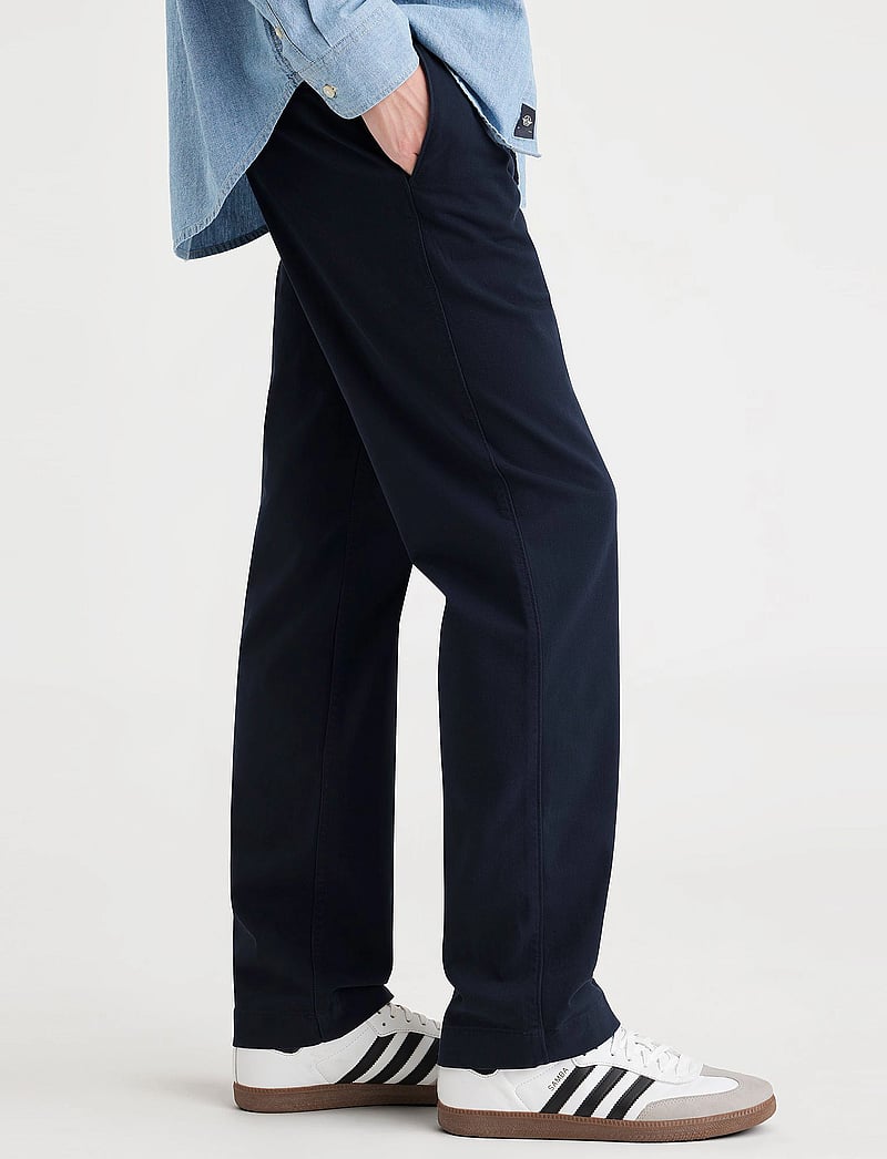 Dockers - CALI KHAKI 360 - casual trousers - blues - 4