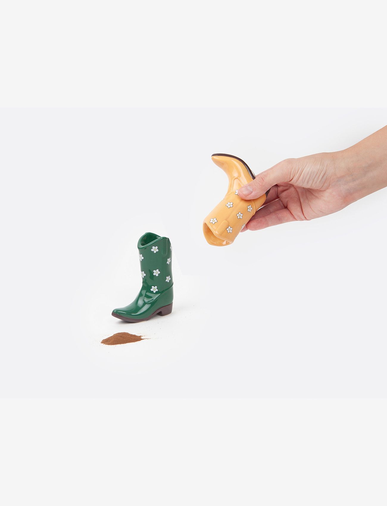 DOIY - Salt & pepper shakers - Rodeo - Cowboy Boot - orange / green - 1