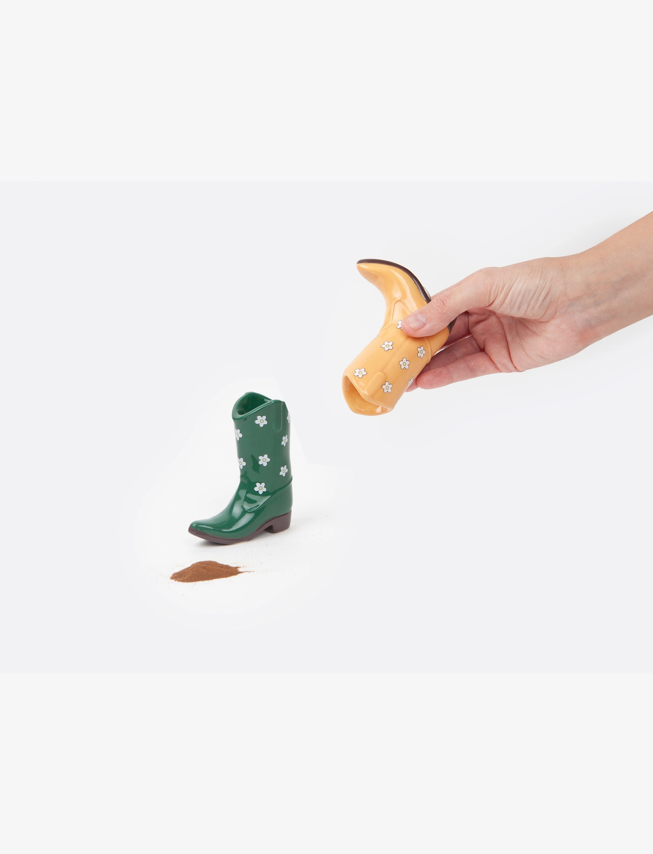 DOIY - Salt & pepper shakers - Rodeo - Cowboy Boot - orange / green - 1