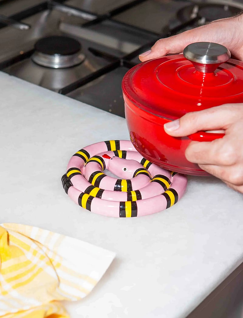 DOIY - Snake Trivet - pink - 0