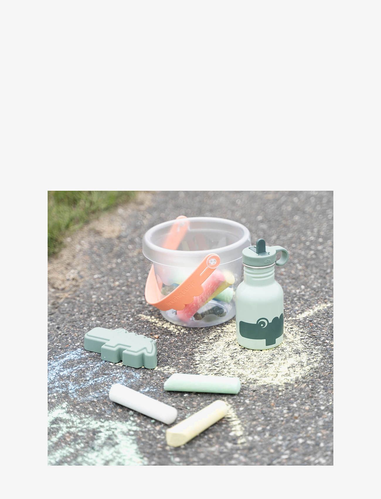 Done by Deer - Metal bottle Croco Green 350 ml - sutteflasker - green - 3