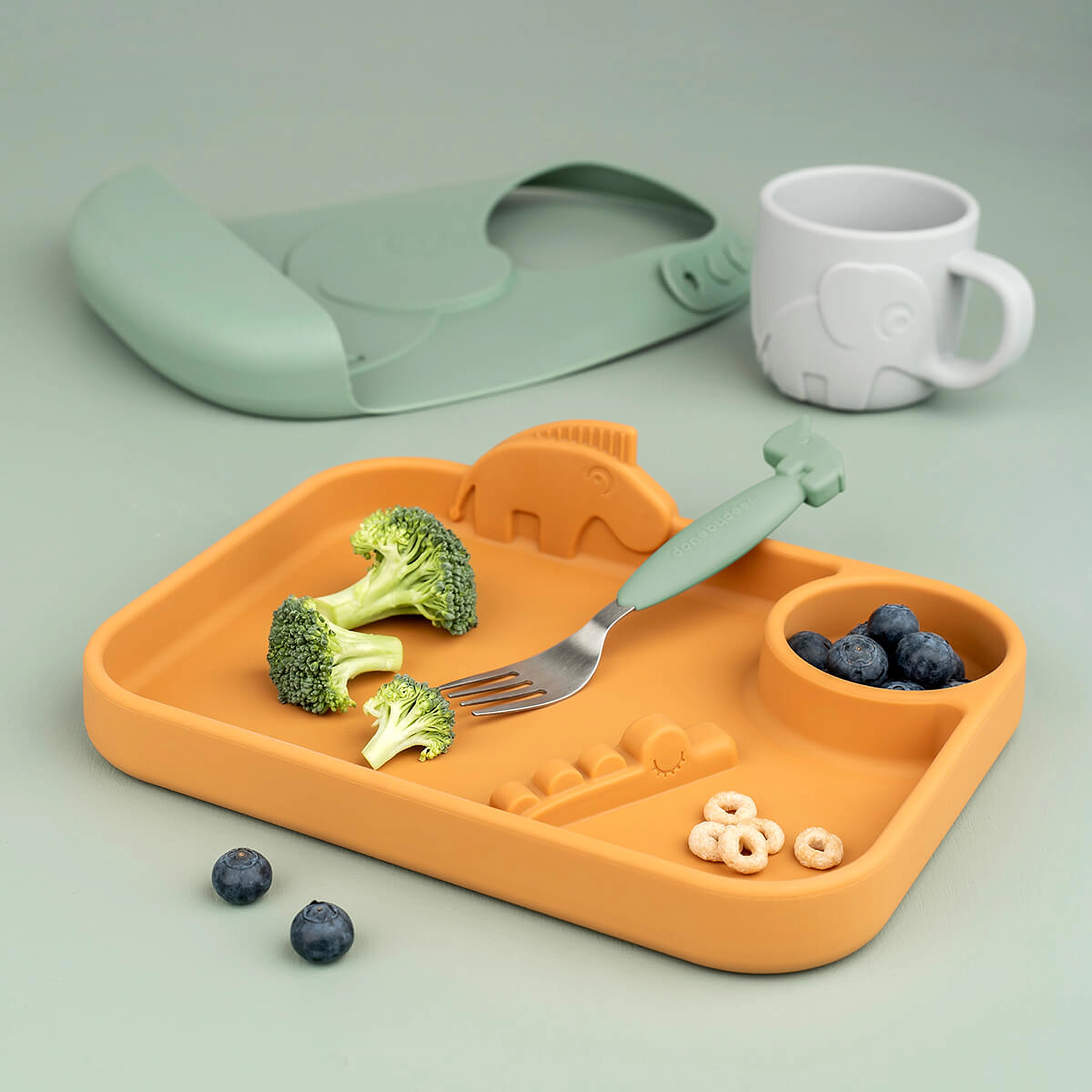 Done by Deer - Easy-grip cutlery set Deer friends Green - serveringsset - green - 5