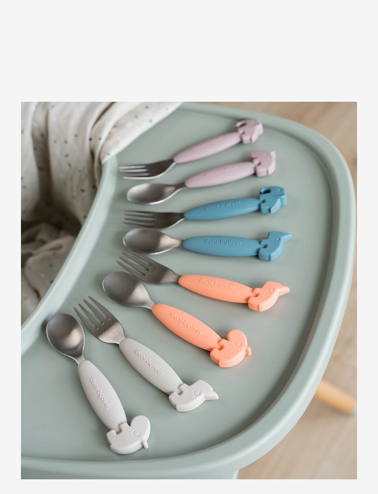 Done by Deer - Easy-grip spoon and fork set Deer friends Coral - serveringsset - coral - 3