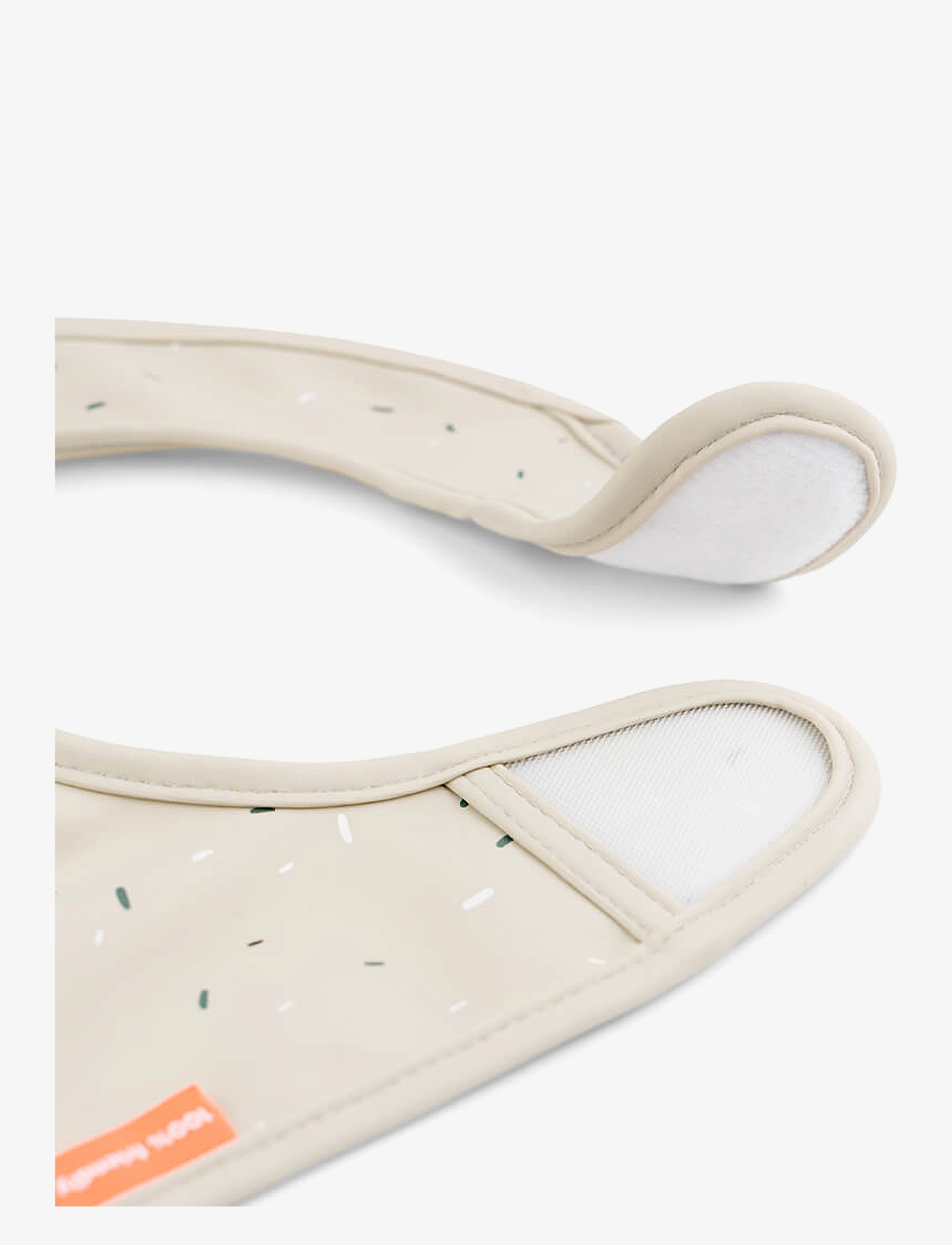 Done by Deer - Bib w/velcro 2-pack Lalee Sand - Ärmlösa haklappar - sand - 1