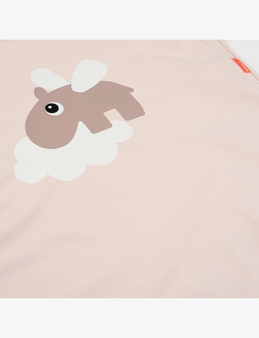 Done by Deer - Waterproof kids apron Happy clouds Powder - schürzen - powder - 1