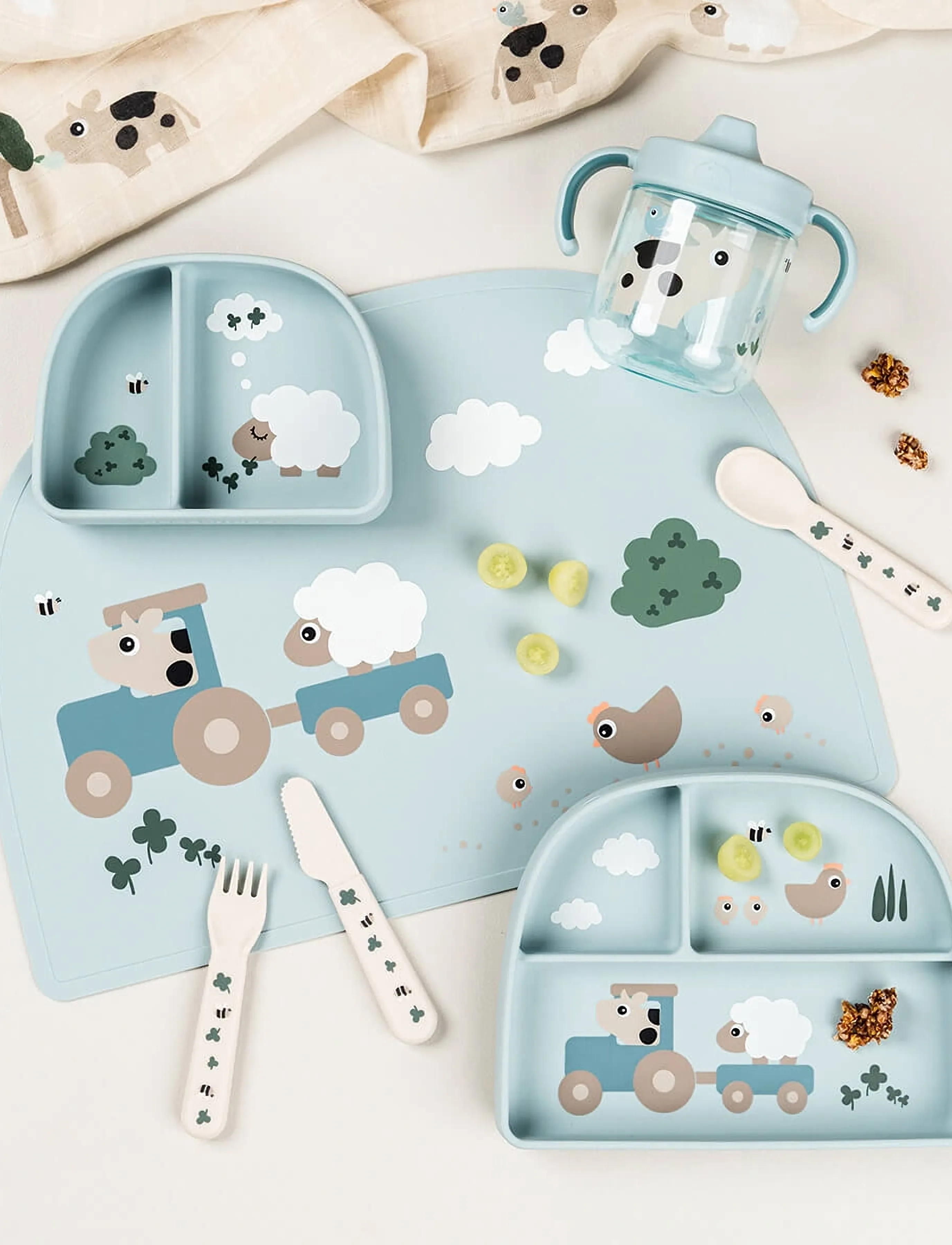 Done by Deer - Learning spout cup 2-handle Tiny farm Blue - drinkbekers - blue - 4