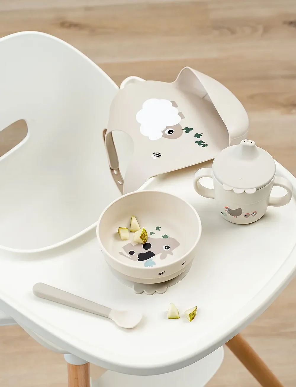 Done by Deer - Foodie first meal set suction Tiny farm Sand - Õhtusöögikomplektid - sand - 0