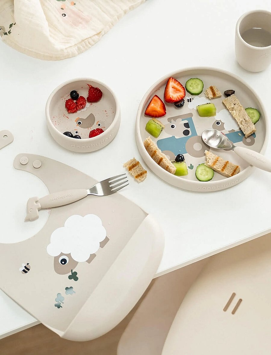 Done by Deer - Stick&Stay dinner set Tiny farm Sand - tassen & becher - sand - 3