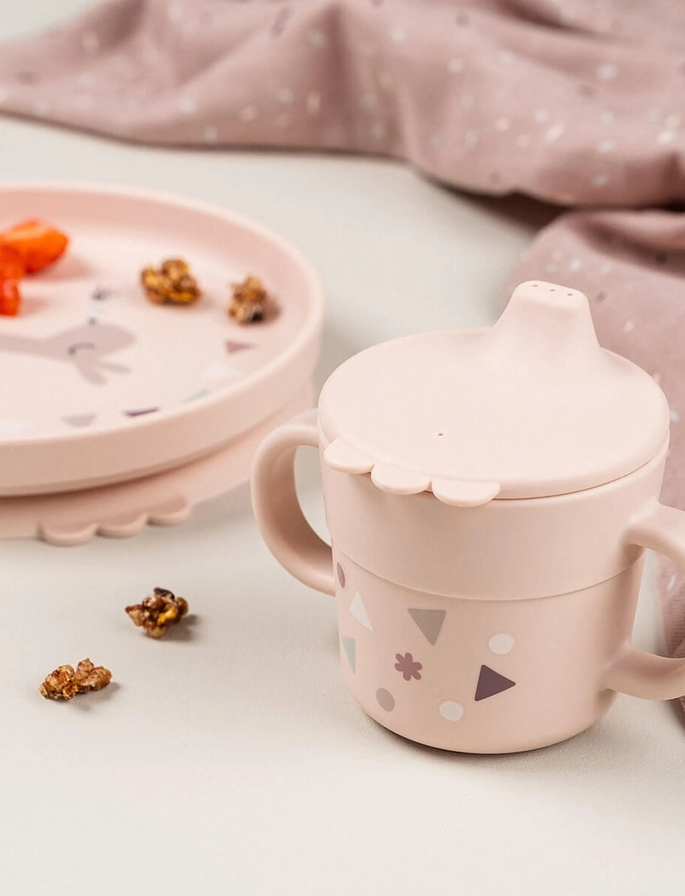 Done by Deer - Foodie dinner set w/suction Celebration Powder - powder - 4