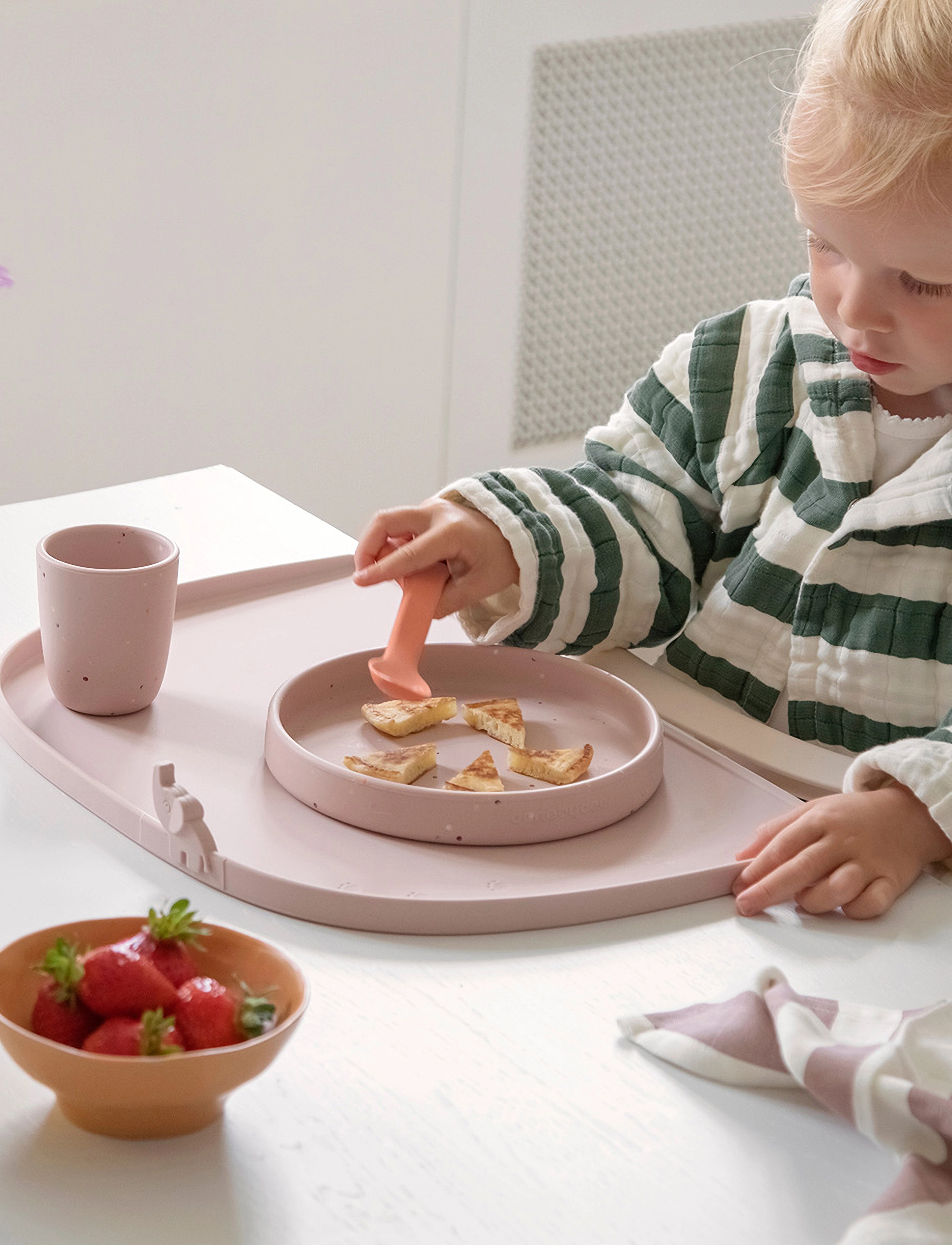 Done by Deer High Edge Silicone Placemat Elphee Powder, One Size, Meal Time, Rosa - Placemats & Coasters, Kinder