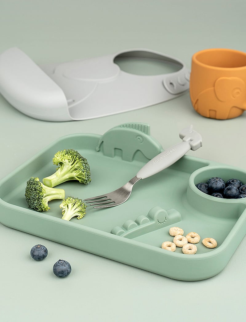 Done by Deer - Peekaboo compartment plate Deer friends Green - barneserviser - green - 0