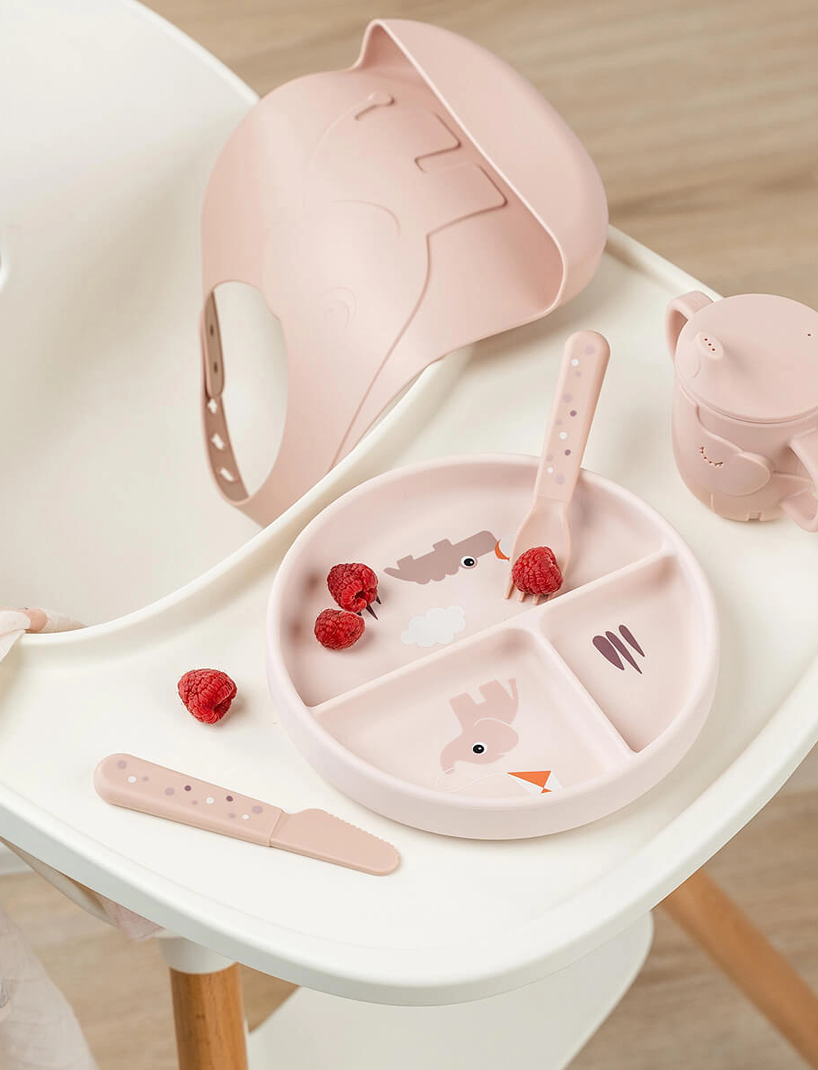 Done by Deer - Stick&Stay compartment plate Playground Powder - lėkštės - powder - 2