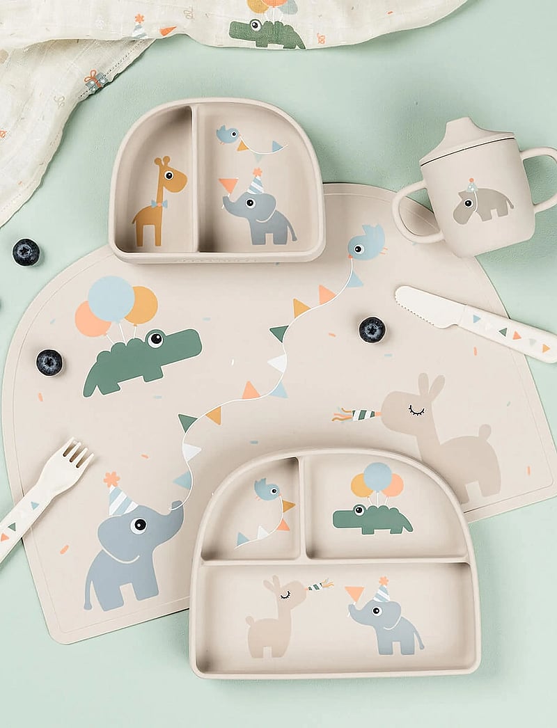 Done by Deer - Stick&Stay compartment bowl Celebration Sand - taldrikud - sand - 0