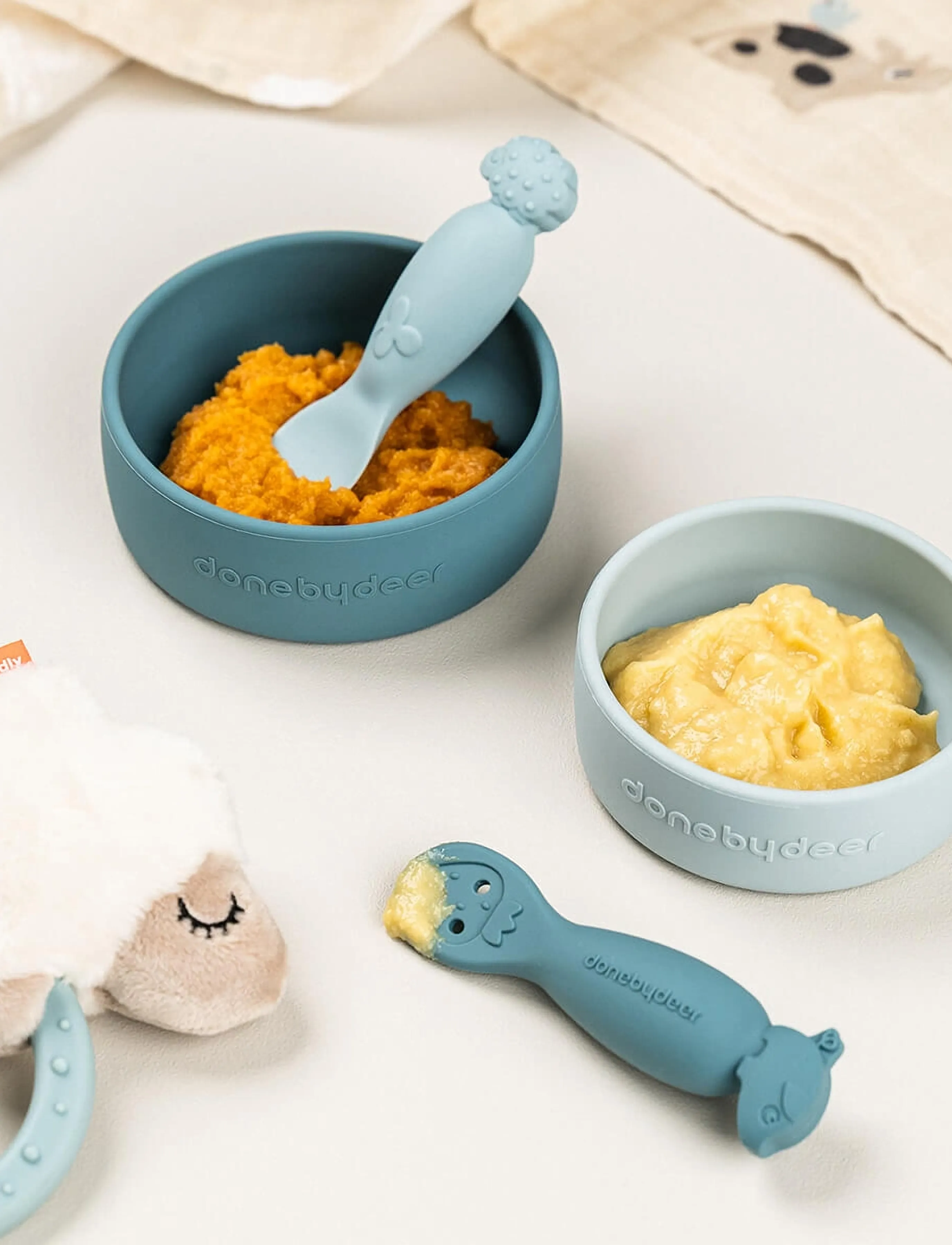 Done by Deer Silicone Bowl Set 2 Pcs Dotti Blue, Ø10X H 3.5 cm ANDØ8.5X 3 cm, Plates & Bowls, Blau - Kinder