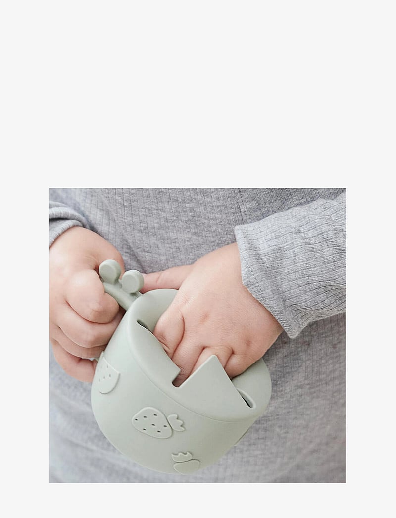 Done by Deer - Peekaboo snack cup Raffi Powder - tassen & becher - powder - 4